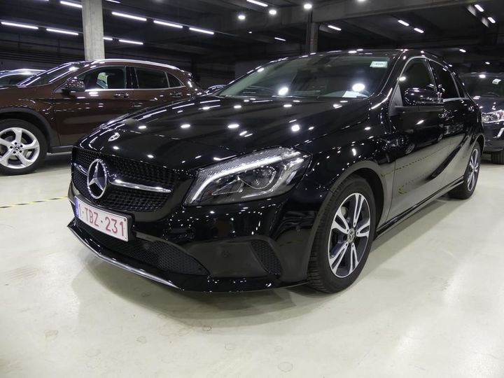 MERCEDES-BENZ A 2017 wdd1760121j687524