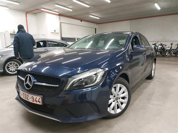 MERCEDES-BENZ A 2017 wdd1760121j687882