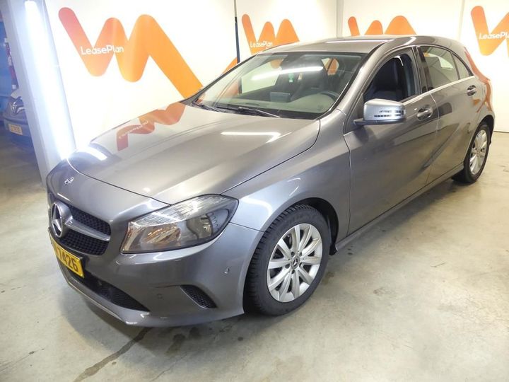 MERCEDES-BENZ A 2017 wdd1760121j688927