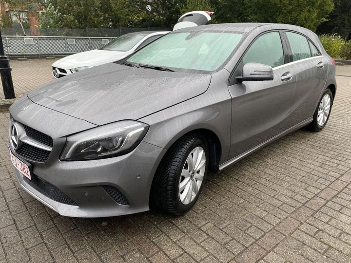 MERCEDES-BENZ A 2017 wdd1760121j692468