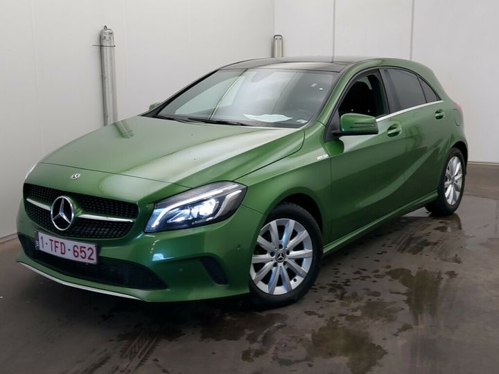 MERCEDES-BENZ A 2017 wdd1760121j696386