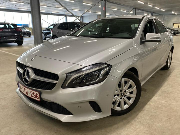 MERCEDES-BENZ A 2018 wdd1760121j698557