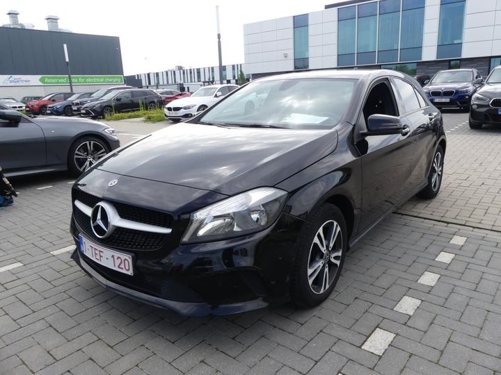 MERCEDES-BENZ A 2017 wdd1760121j698829