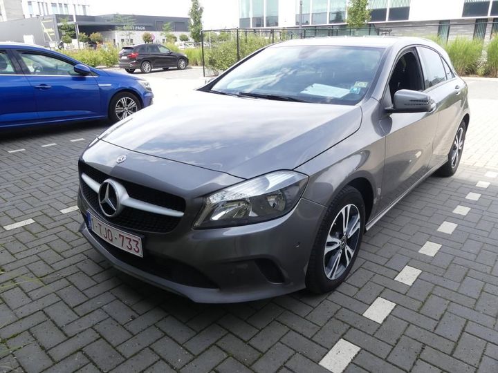 MERCEDES-BENZ A 2017 wdd1760121j715735