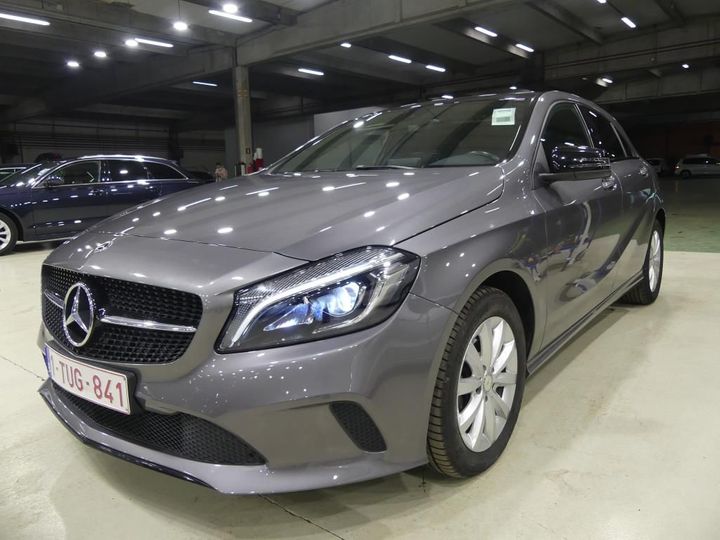 MERCEDES-BENZ A 2018 wdd1760121j719577