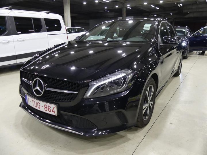 MERCEDES-BENZ A 2018 wdd1760121j720152