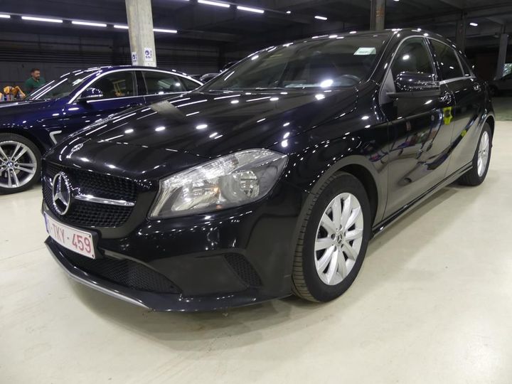 MERCEDES-BENZ A 2017 wdd1760121j721048