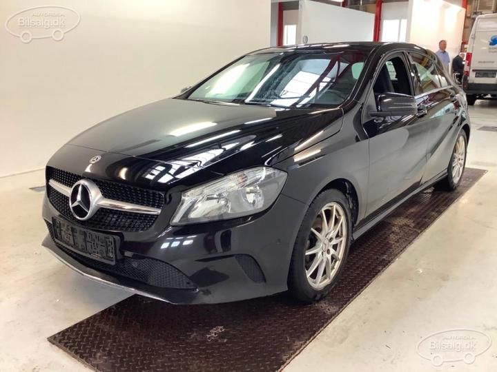 MERCEDES-BENZ A-CLASS HATCHBACK 2018 wdd1760121j740062