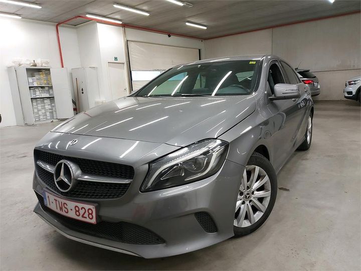 MERCEDES-BENZ A 2018 wdd1760121j746673