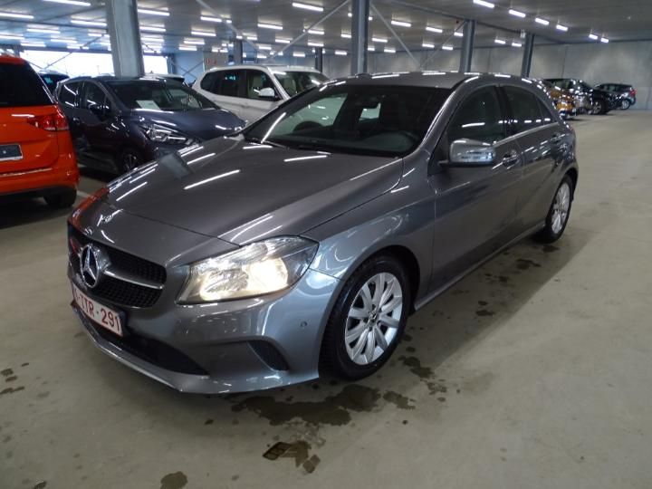 MERCEDES-BENZ A 2018 wdd1760121j749756