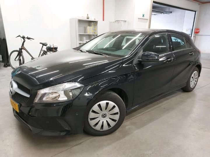 MERCEDES-BENZ A 2018 wdd1760121j755795