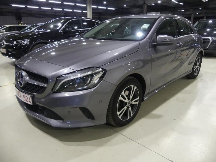 MERCEDES-BENZ A 2018 wdd1760121j770409