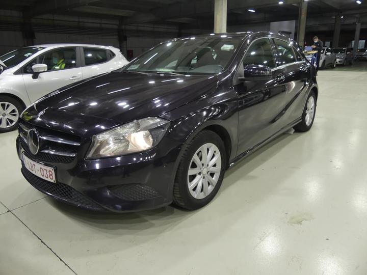 MERCEDES-BENZ A 2015 wdd1760121v097518