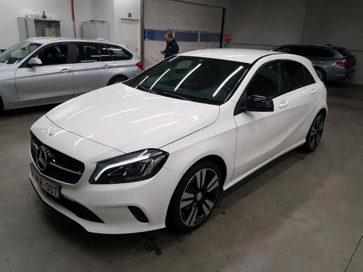 MERCEDES-BENZ A 2016 wdd1760121v143364