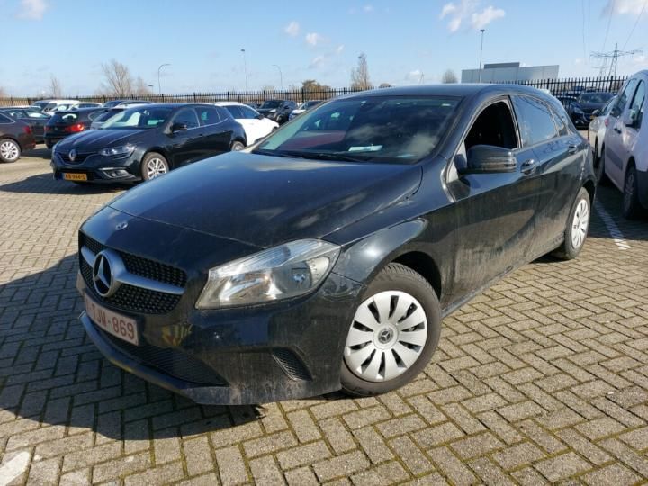 MERCEDES-BENZ A 2017 wdd1760411j720276