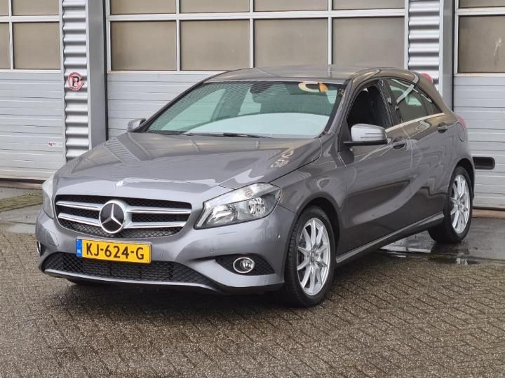 MERCEDES-BENZ A-KLASSE 2015 wdd1760421j384814