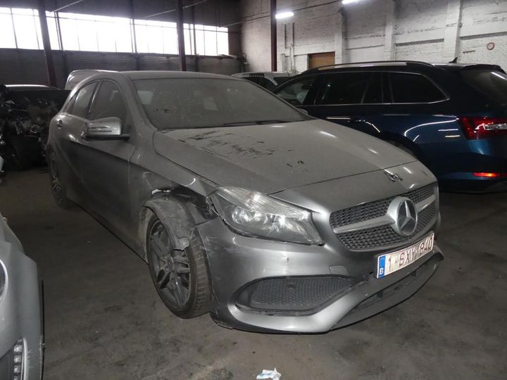 MERCEDES-BENZ A 2017 wdd1760421j668332