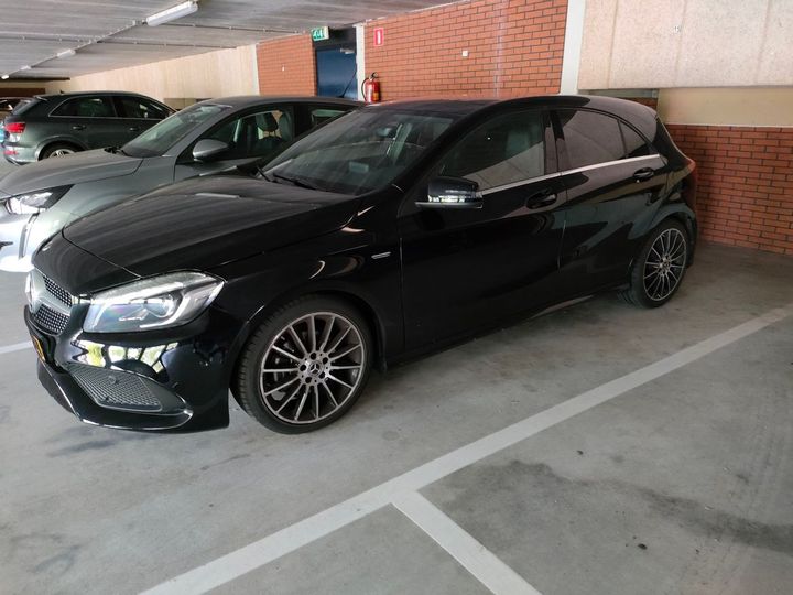 MERCEDES-BENZ A-KLASSE 2017 wdd1760421j674321