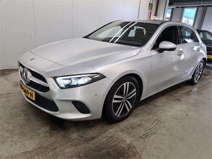 MERCEDES-BENZ A180 2018 wdd1770031j024414