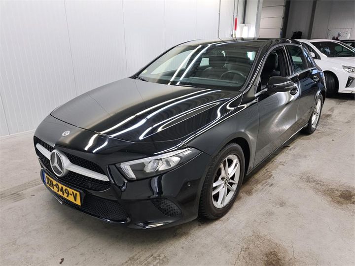 MERCEDES-BENZ A180 2019 wdd1770031j059296