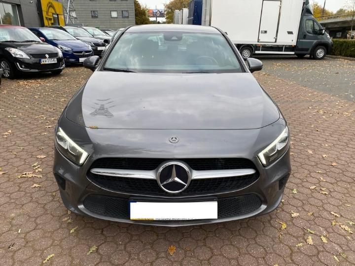 MERCEDES-BENZ A-CLASS HATCHBACK 2018 wdd1770031n005687