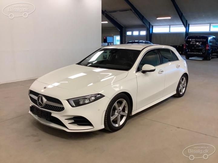 MERCEDES-BENZ A-CLASS HATCHBACK 2018 wdd1770031n008954