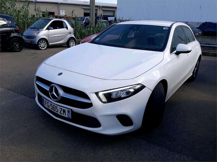 MERCEDES-BENZ CLASSE A COMPACT 2019 wdd1770031v034754