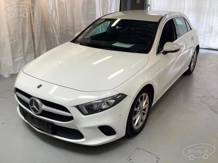 MERCEDES-BENZ A-CLASS HATCHBACK 2019 wdd1770121n094102