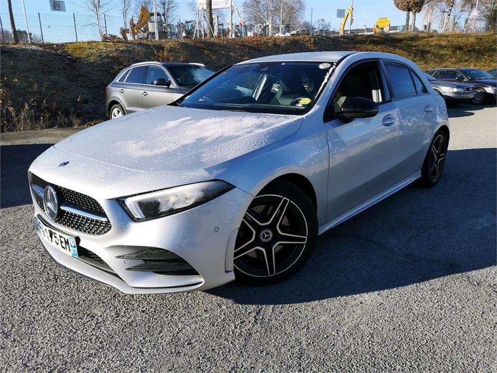 MERCEDES-BENZ CLASSE A COMPACT 2019 wdd1770141n081619