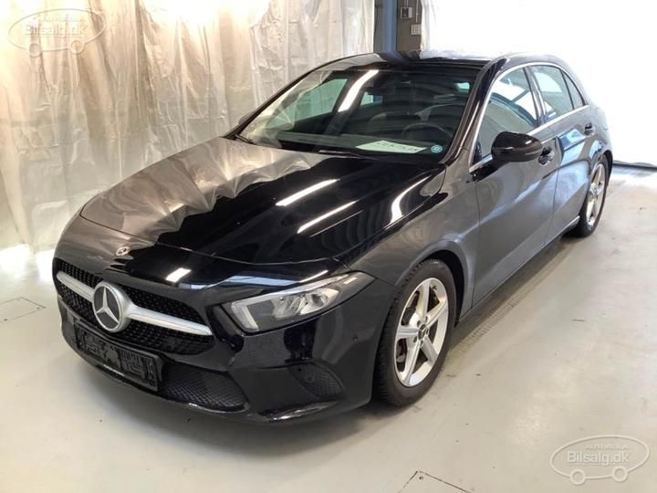 MERCEDES-BENZ A-CLASS HATCHBACK 2018 wdd1770871n021561