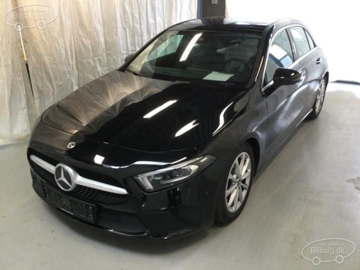 MERCEDES-BENZ A-CLASS HATCHBACK 2018 wdd1770871n024631