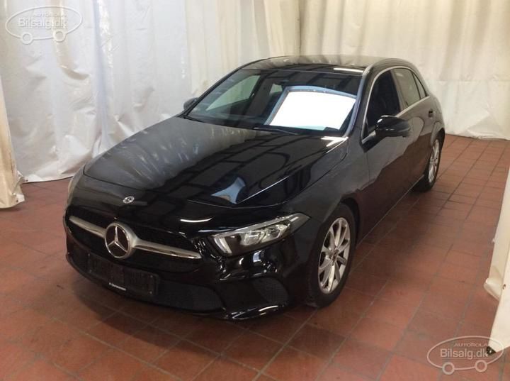 MERCEDES-BENZ A-CLASS HATCHBACK 2019 wdd1770871v036513