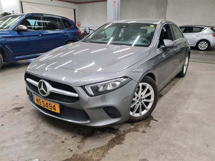 MERCEDES-BENZ A BERLINE 2019 wdd1771031j152132