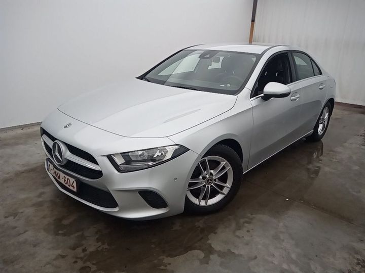 MERCEDES-BENZ A-CLASS BERLINE &#3918 2019 wdd1771031j165105