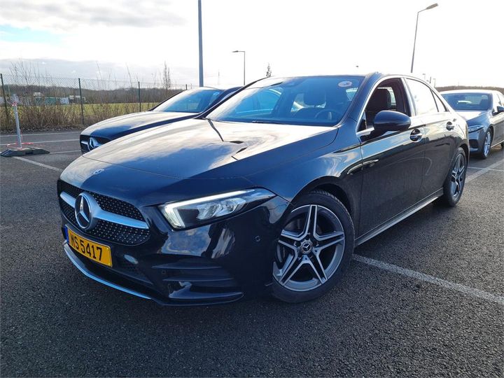 MERCEDES-BENZ A 2019 wdd1771871j136770