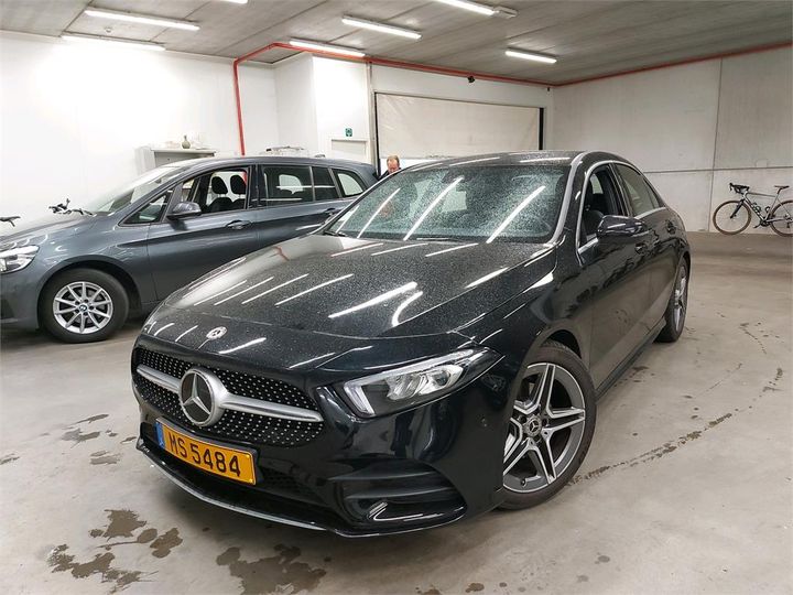 MERCEDES-BENZ A BERLINE 2019 wdd1771871j152962