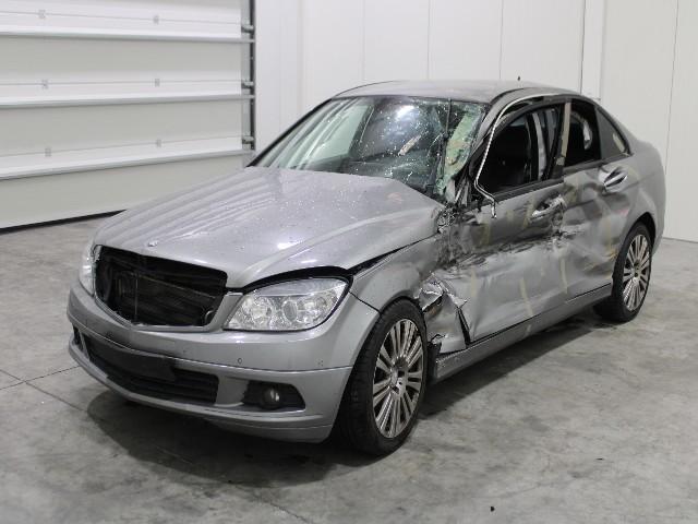 MERCEDES-BENZ C-CLASS SALOON 2011 wdd2040001a516106