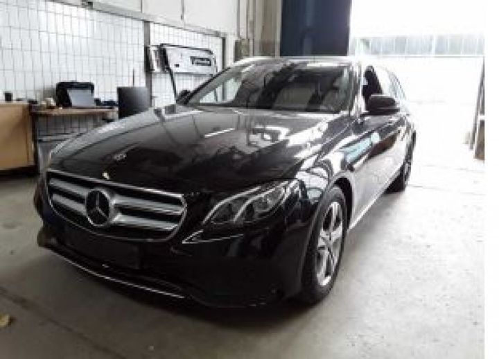 MERCEDES-BENZ E 220 D 2018 wdd2132041a453431