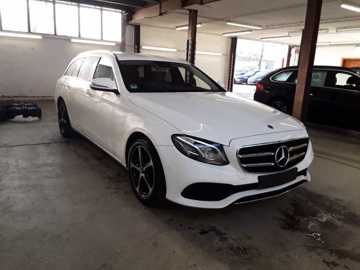 MERCEDES-BENZ E 220 D 2019 wdd2132041a612935