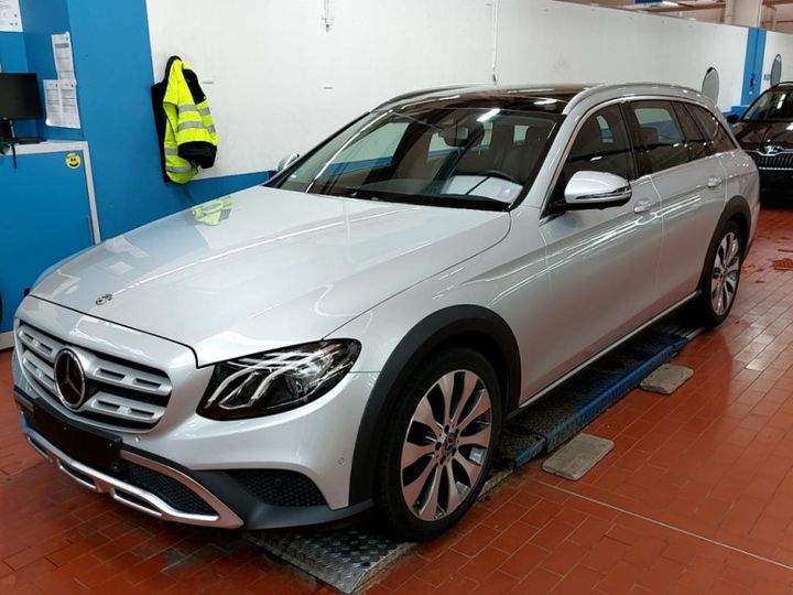 MERCEDES-BENZ E 220D 2018 wdd2132171a508346