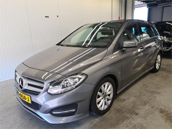 MERCEDES-BENZ B180 2017 wdd2462121n215775