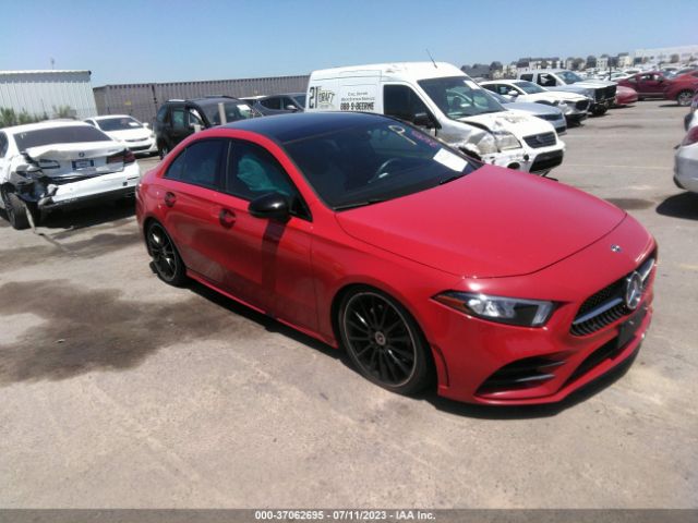 MERCEDES-BENZ A 220 2019 wdd3g4eb7kw023467