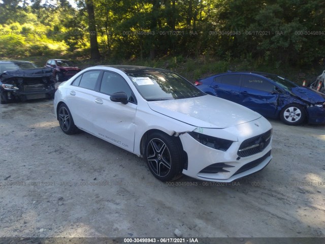 MERCEDES-BENZ A-CLASS 2019 wdd3g4fb2kw015582