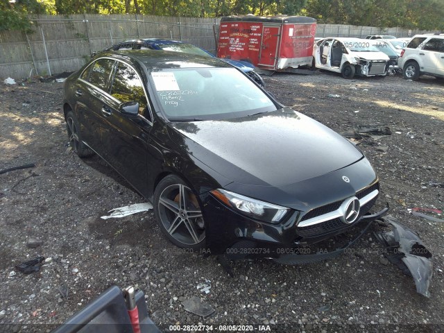 MERCEDES-BENZ A-CLASS 2019 wdd3g4fb6kw035415