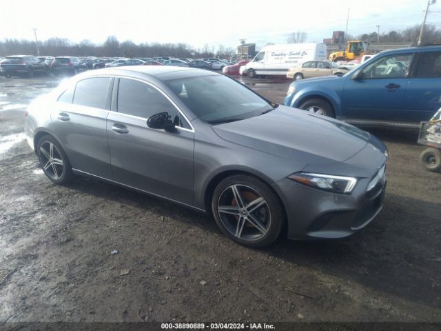 MERCEDES-BENZ A 220 2019 wdd3g4fbxkw021727