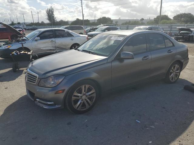 MERCEDES-BENZ C 250 2013 wddgf4hb0da786754