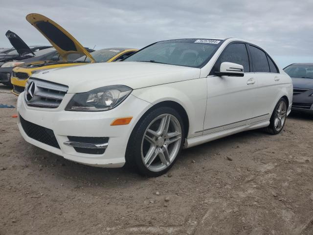 MERCEDES-BENZ C 250 2013 wddgf4hb2da870025