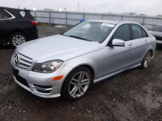 MERCEDES-BENZ C 250 2013 wddgf4hb3da857249