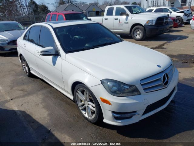 MERCEDES-BENZ C 250 2013 wddgf4hb4dr266848