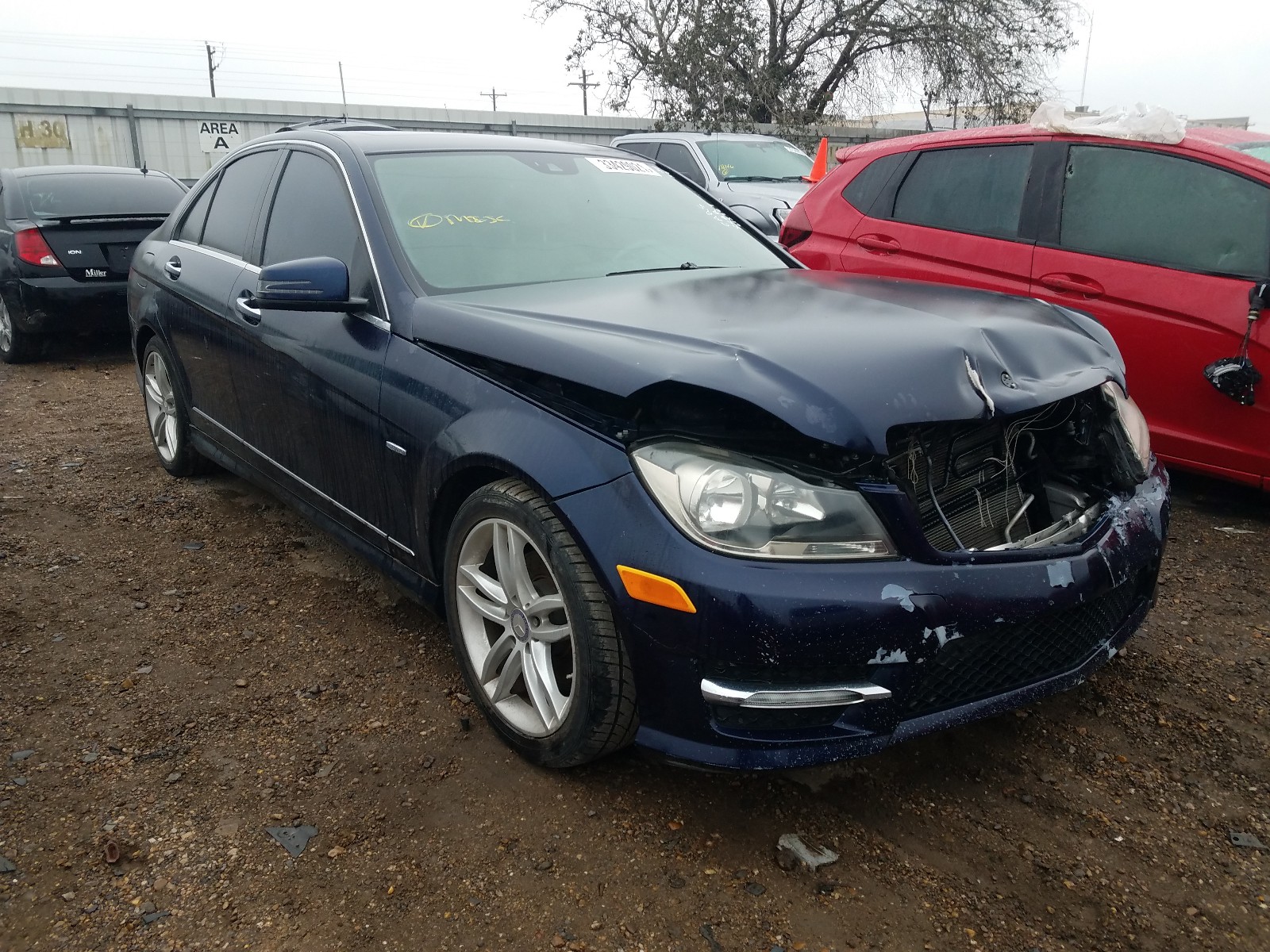 MERCEDES-BENZ C 250 2012 wddgf4hb5ca615769